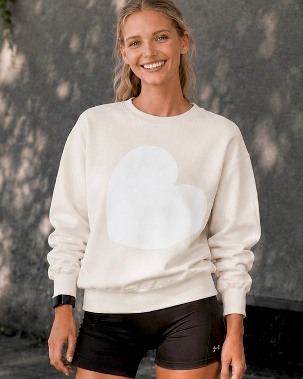 THE CREAMY WHITE SWEATSHIRT